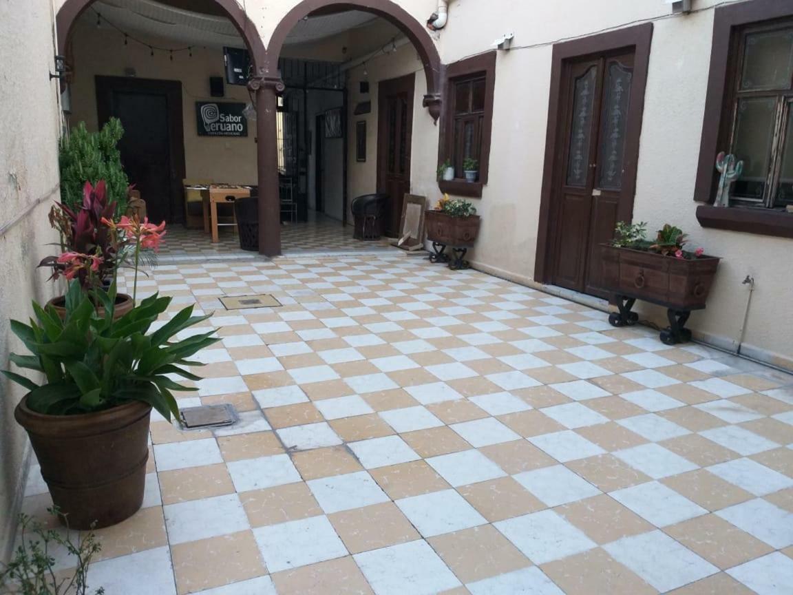 Julio House Hostel Leon Exterior photo